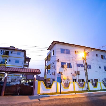 Stylish East Legon Apartment - Ac, Wi-Fi, Netflix Аккра Екстер'єр фото